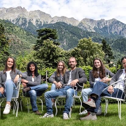 Contact and Opening Hours