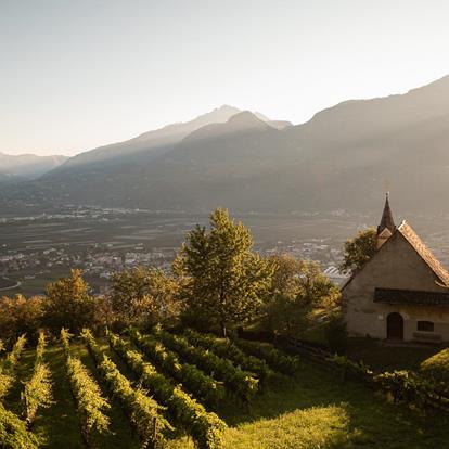 Kirchen und Klöster in Lana und Umgebung