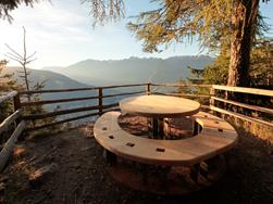 Nuove aree di sosta ad Avelengo e Verano: luoghi dove soffermarsi, stupirsi e godersi il panorama