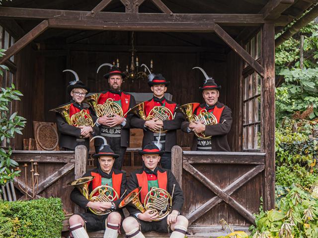 musikkapelle-partschins-musik-tradition-trachten-valentine-forrer-2025-14