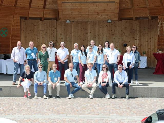 schenna-e-motion-tv-1