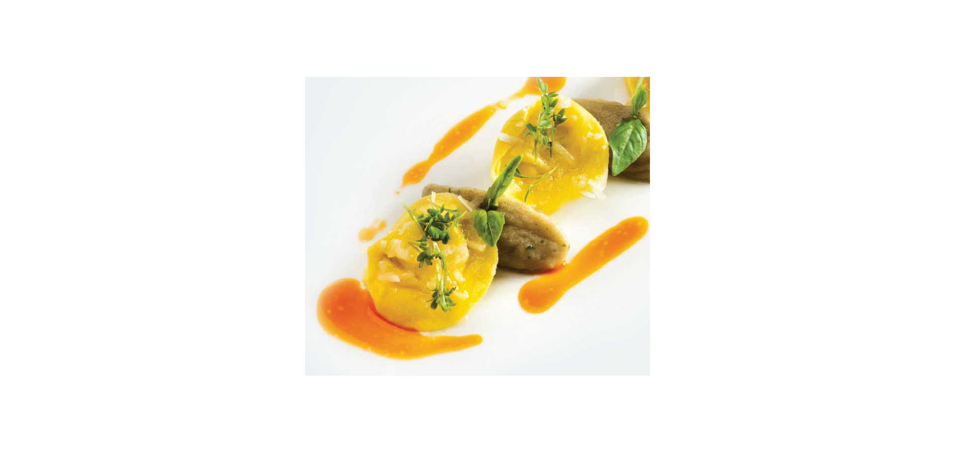 Tortelloni con ricotta di bufala, melanzane al forno e sciroppo di peperoni