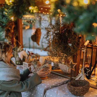 Bancarelle al mercatino di Natale Lana