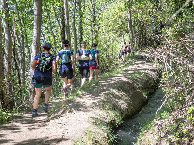 women-trail-hike-days-2023-sonnenberg-waalweg-trailrun-tg-naturns-santer-peter-162