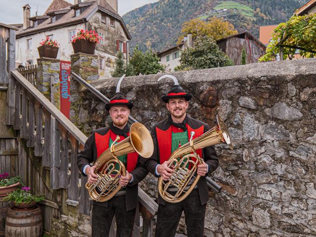 musikkapelle-partschins-musik-tradition-trachten-valentine-forrer-2025-9