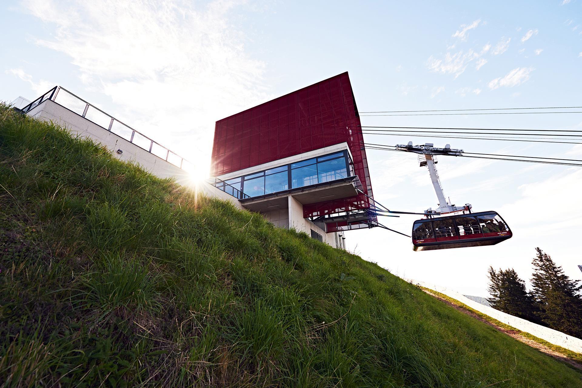 The mountain station of the Meran 2000 funicular is one of Meran's point of intrest