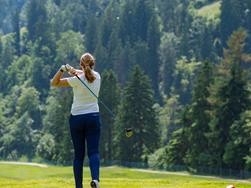 Golf in Alpine scenery
