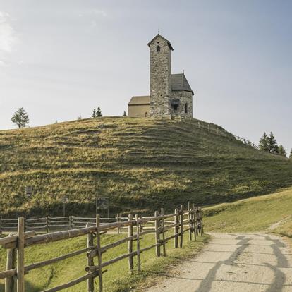 Escursioni sul Monte San Vigilio