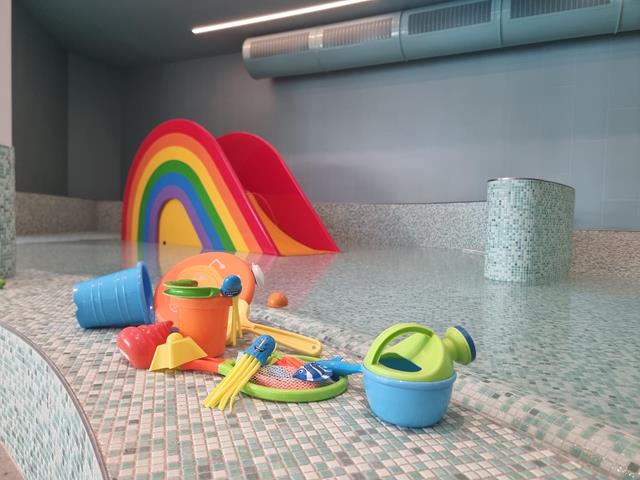 erlebnistherme-babybecken-schwimmbad-tg-naturns-tanja-gurschler-9