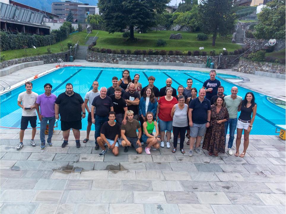 erlebnistherme-gruppenfoto-abschlussfeier-01-tg-naturns-bademeister