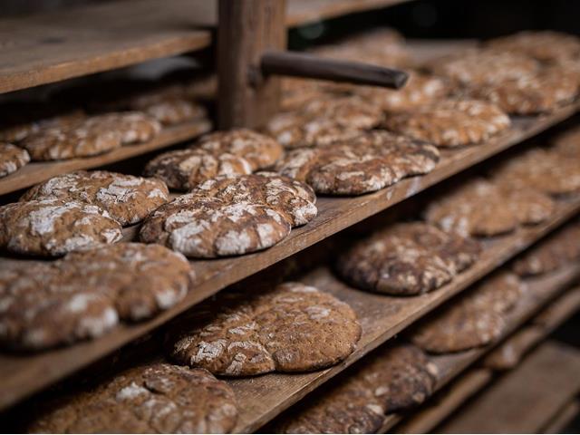 lanaregion-it-patrick-schwienbacher-pawigl-brotzeit-54