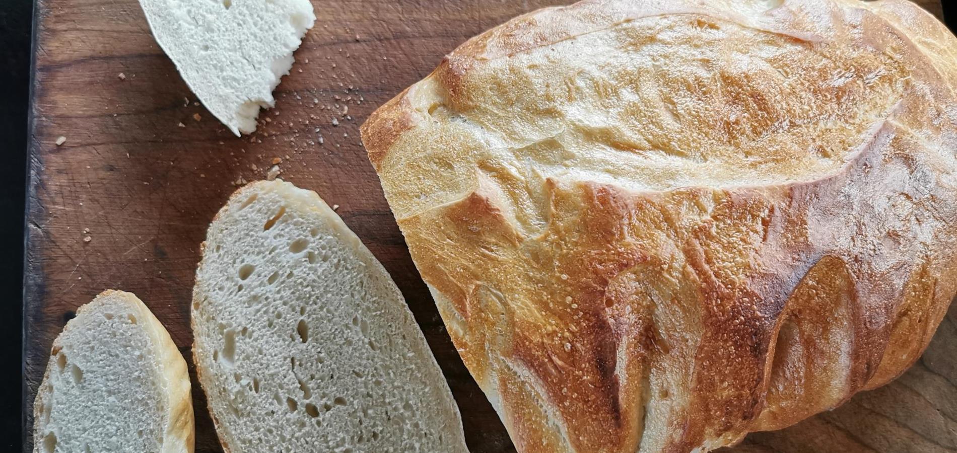 Weißer Weggn (Weißer Brotlaib)