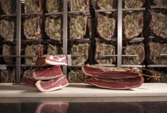 Traditional Products and Farm Shops