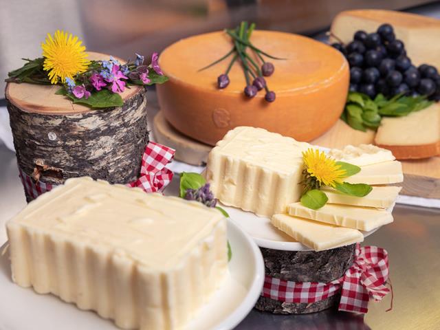 Formaggio fresco del caseificio Lenkhof di Verano