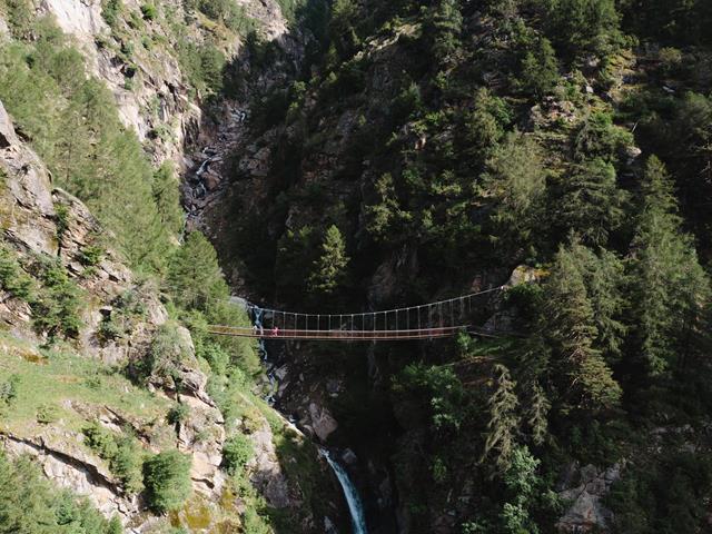 haengebruecke-1000-stufenschlucht-meraner-hoehenweg-tg-naturns-fotostudio-2000-1