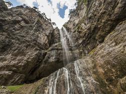 Wanderung zum Felixer Wasserfall am Deutschnonsberg