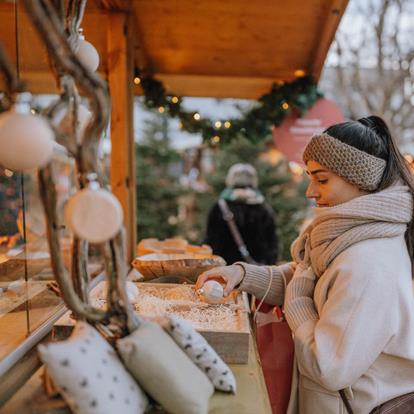 Christmas shopping and culinary delights