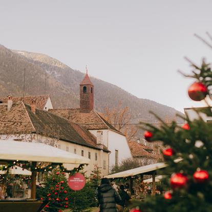 Lana-Ortschaft-Advent-Winter-Weihnachten