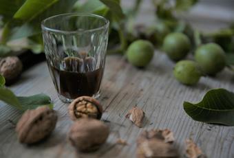 Nusseler (nut liqueur)