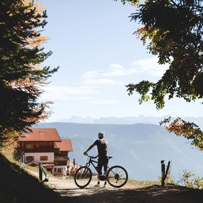 In bici a Lana e dintorni